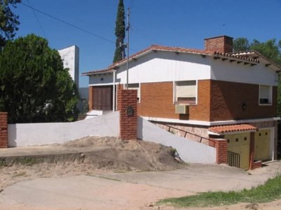 Chalet espectacular La quinta sobre Lima a 1000 mts del Centro.